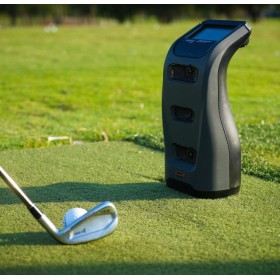 Launch Pro Golf Launch Monitor & Simulator